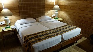 Gem&uuml;tliches Zimmer im Lotus Resort - Chhattisgarh: Essen & Schlafen